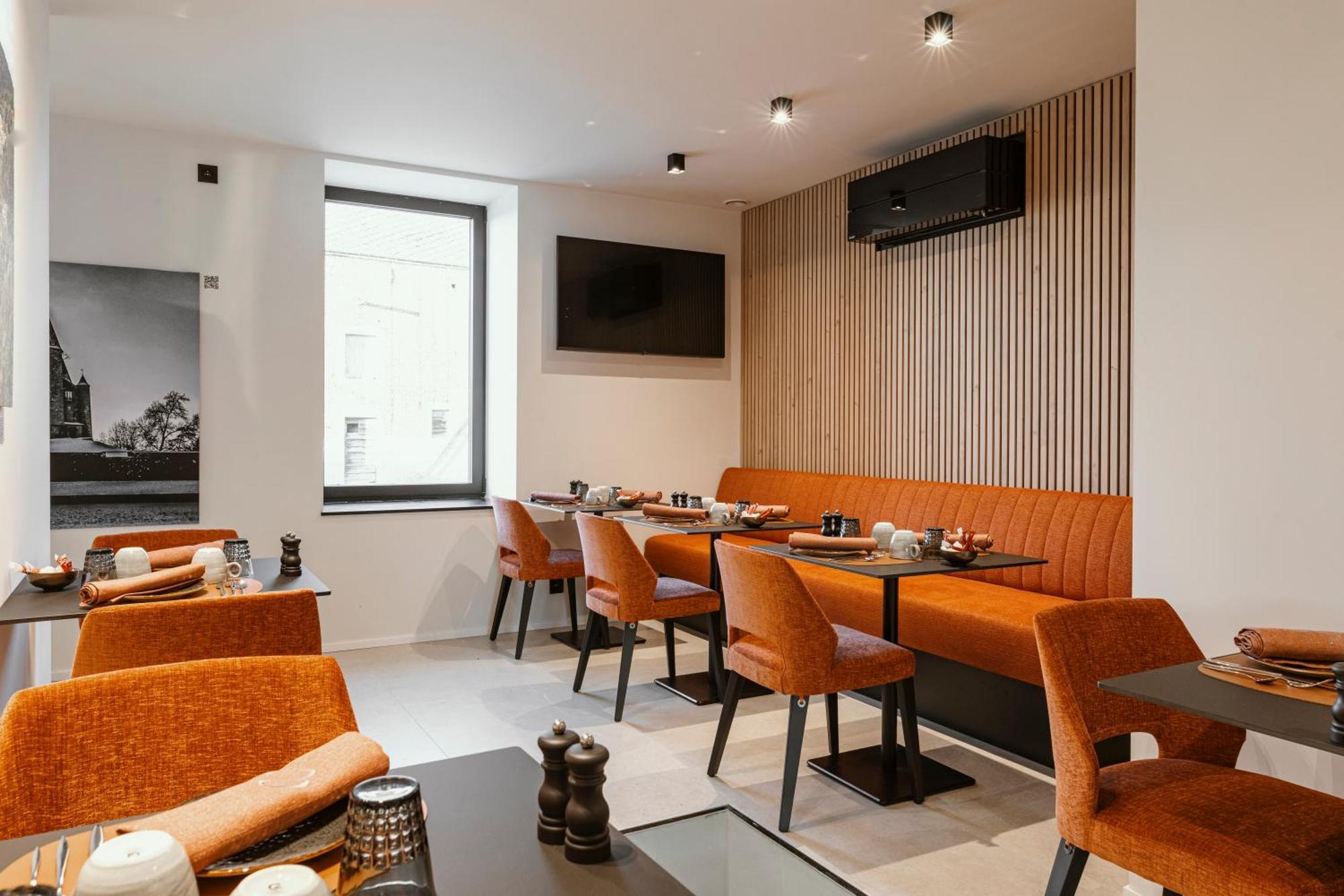 Cc Nomie Hotel Restaurant Дінан Екстер'єр фото