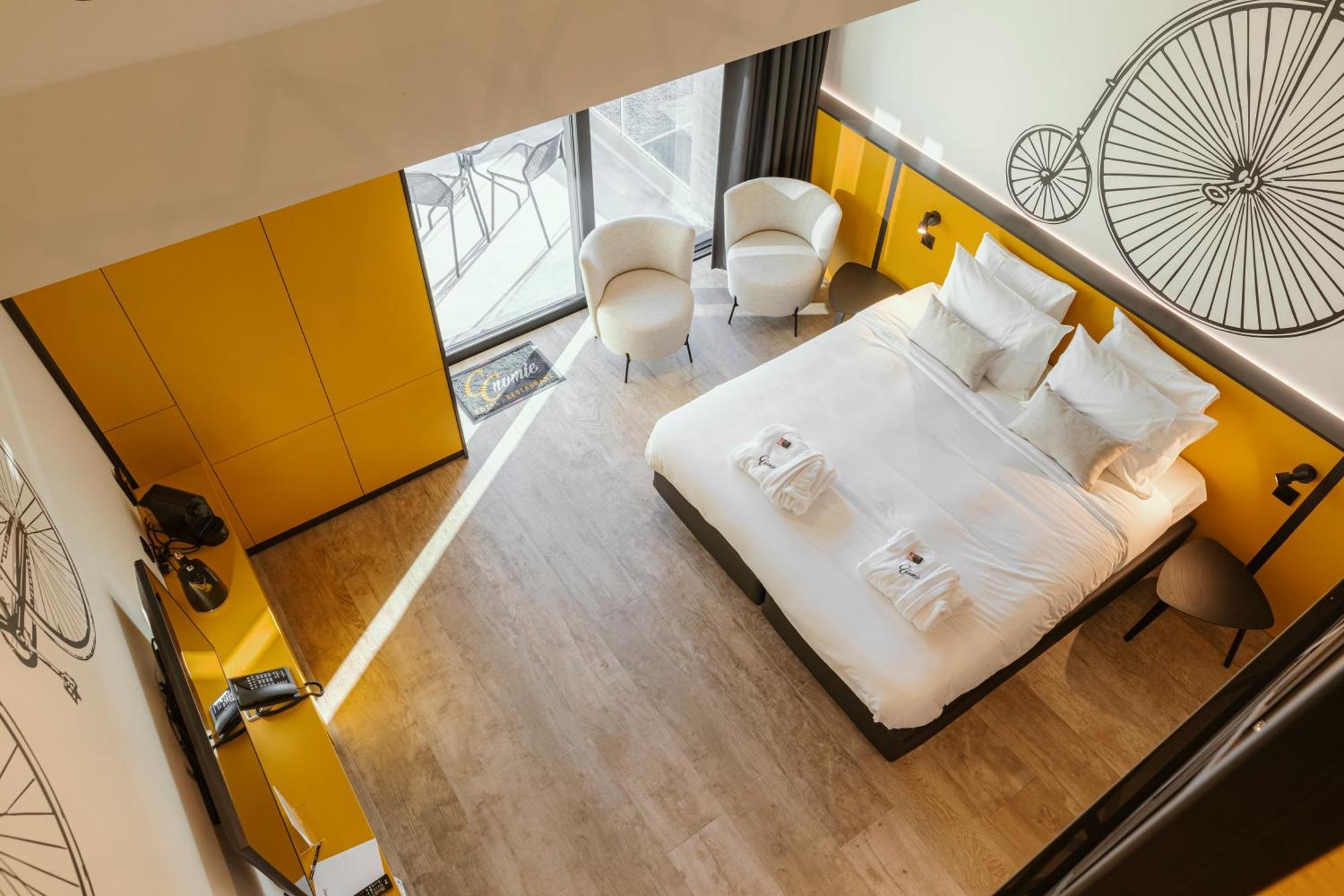 Cc Nomie Hotel Restaurant Дінан Екстер'єр фото